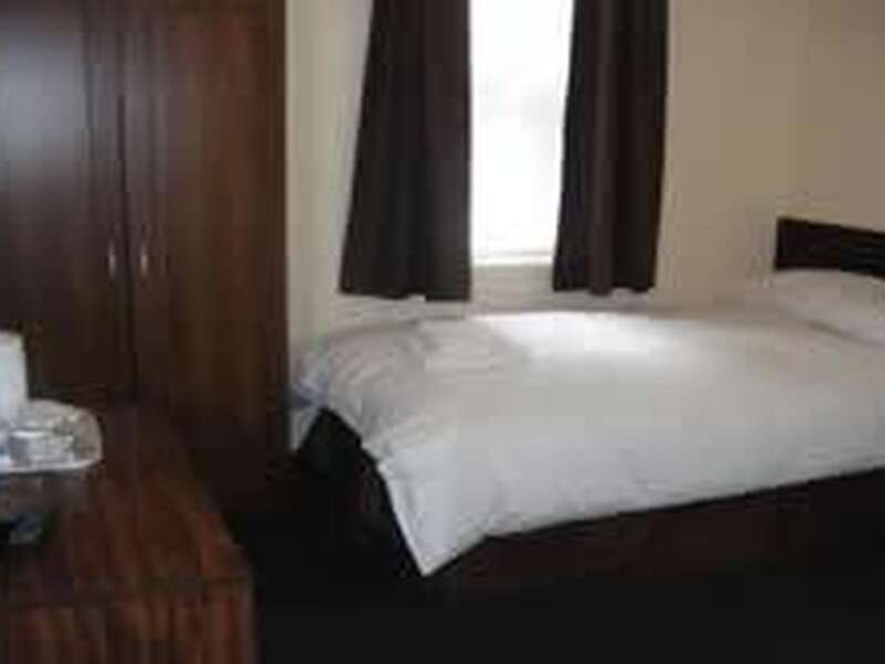 Single Room With Shared Bathroom (Fully Prepaid)